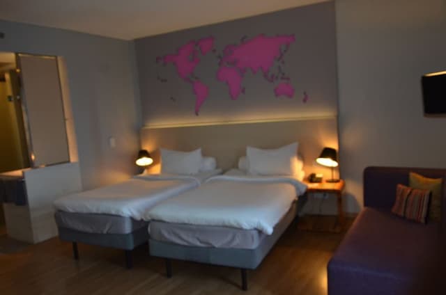 Deluxe Room, 2 Twin Beds