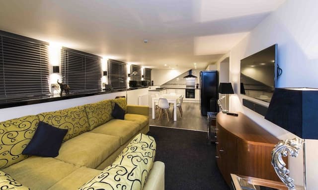 Suite, 2 Bedrooms