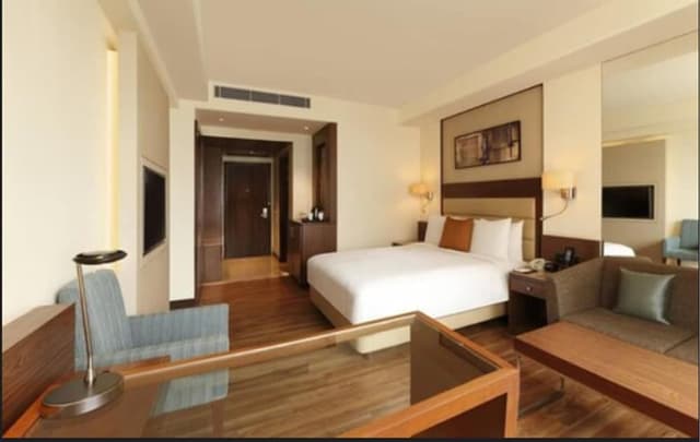 Room, 1 King Bed, Non Smoking (Guest)