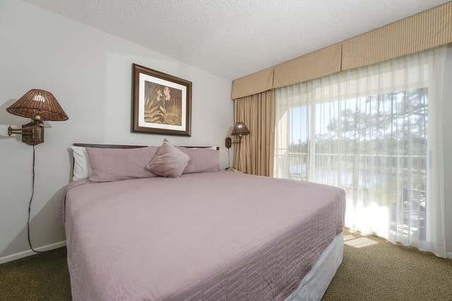 Deluxe Condo, 2 Bedrooms