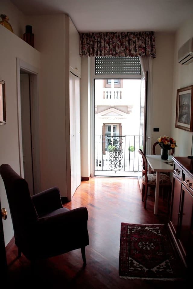 Superior Double or Twin Room, Ensuite, City View