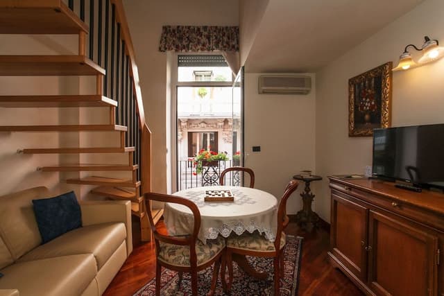 Studio, Kitchenette, City View