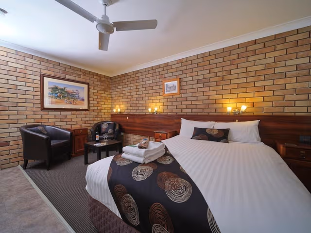 Deluxe Room, 1 Queen Bed