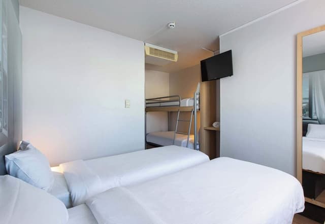 Quadruple Room, Non Smoking