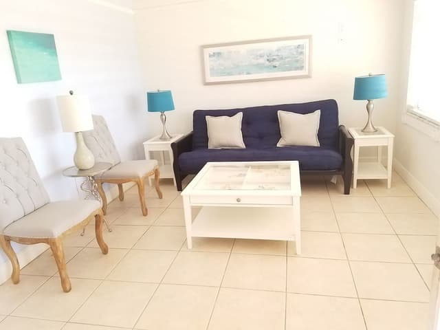 Suite, 1 King Bed, Kitchenette