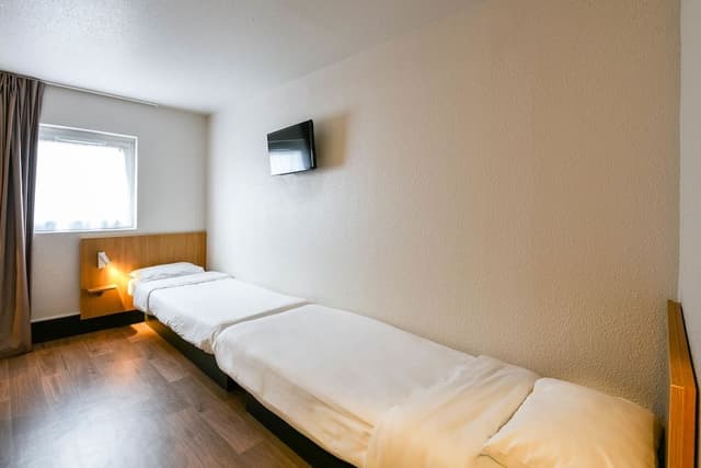Quadruple Non-Smoking Room