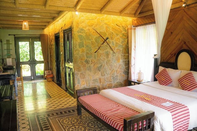 Suite, Valley View