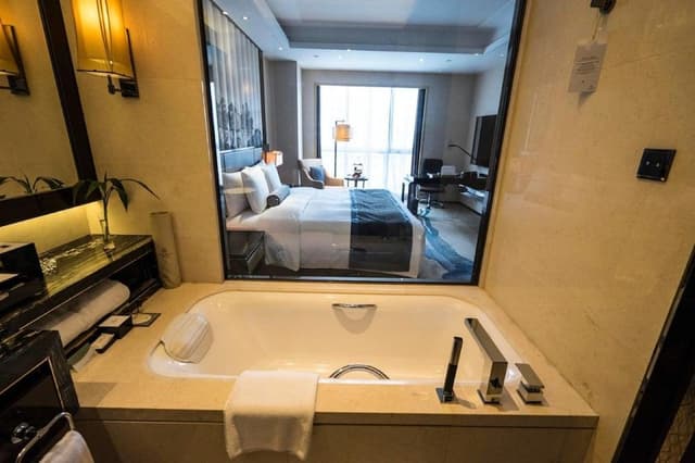 Executive King Room