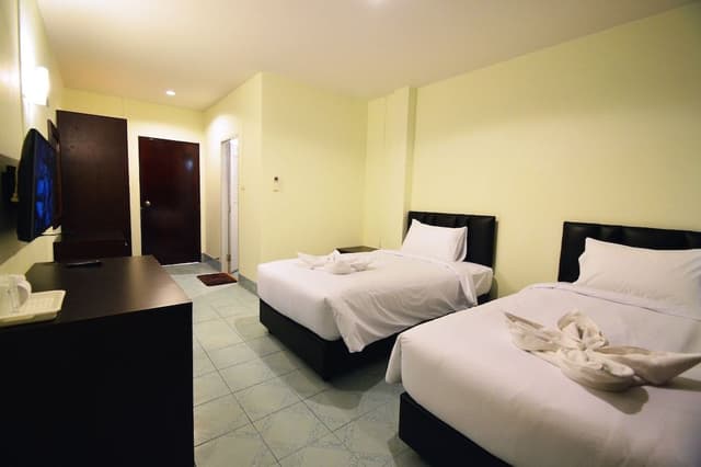 Superior Twin Bed