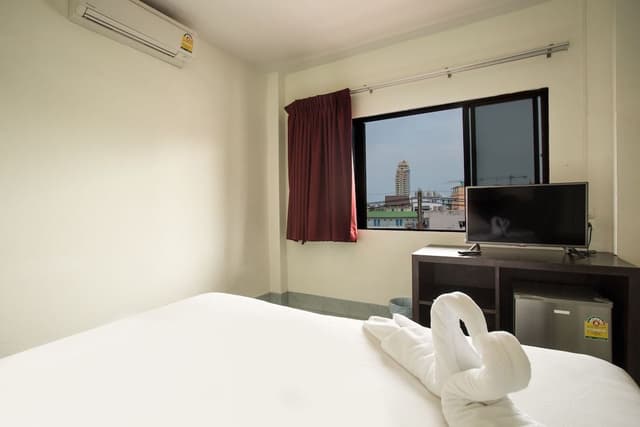 Superior King Bed