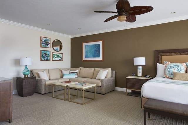 Lodge Oceanfront Double Queen Suite