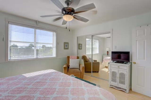 Condo, 1 King Bed with Sofa bed (Friendly Native 204)