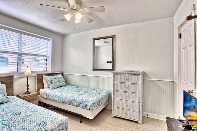 Condo, 1 King Bed with Sofa bed (Friendly Native 204)