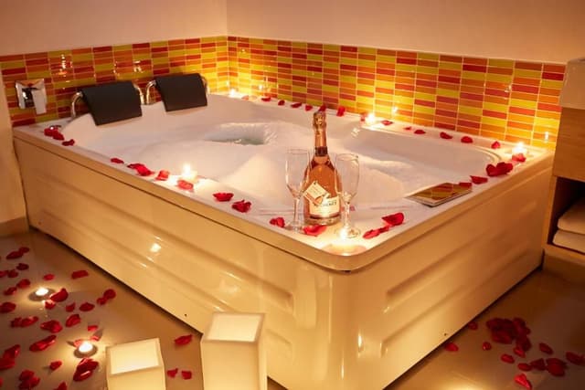 Double Room with Spa Bath