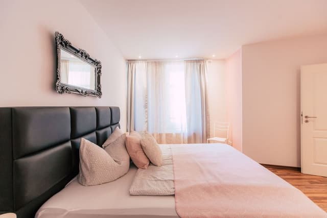 Junior Apartment