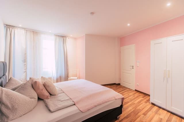 Junior Apartment