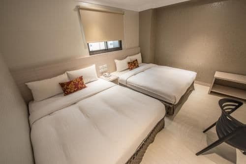Standard Quadruple Room