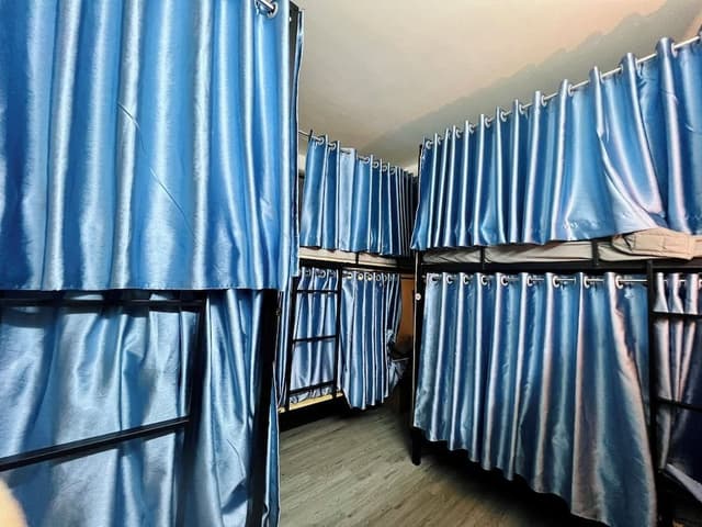 Shared Dormitory, Women only