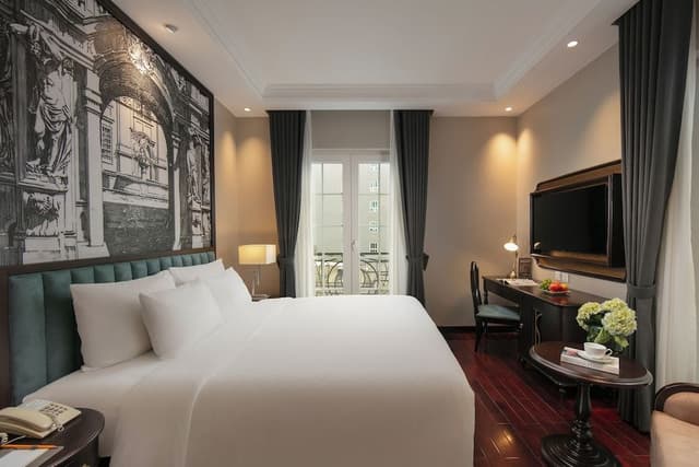 Honeymoon Double Room, City View