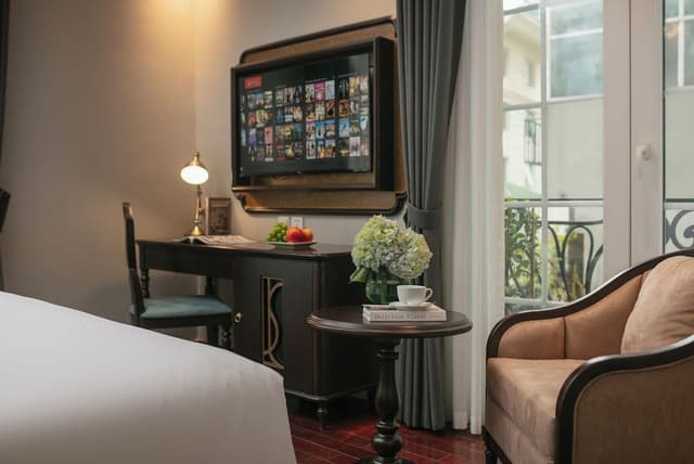 Honeymoon Double Room, City View