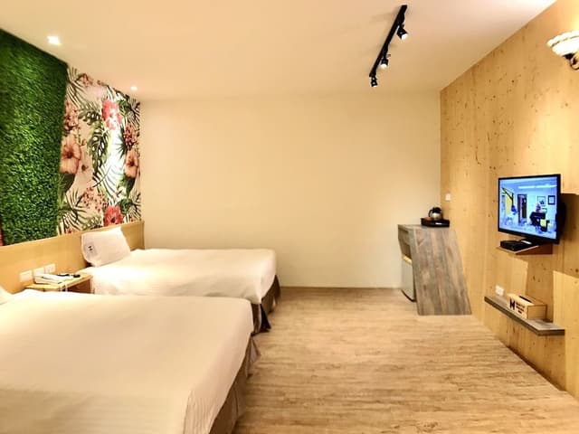 Comfort Twin Room, Multiple Beds, Bathtub (No Window)