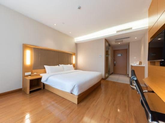 Superior Queen Room