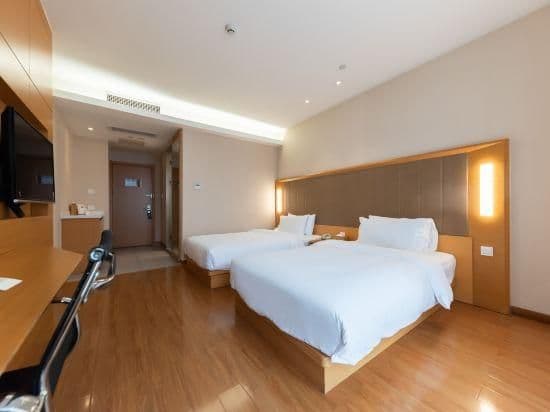 Panoramic Twin Room