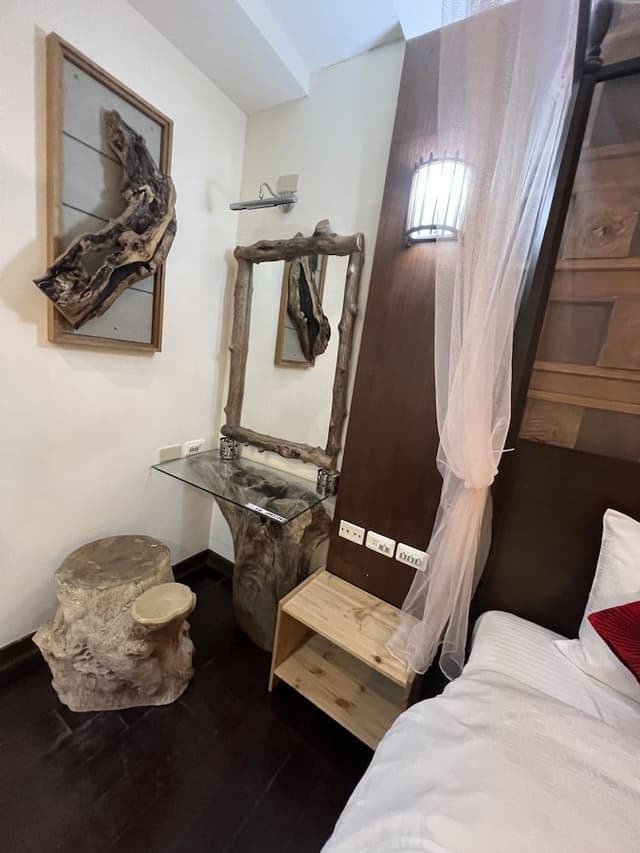 Standard Double Room, No Windows