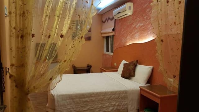 Deluxe Double Room (302)