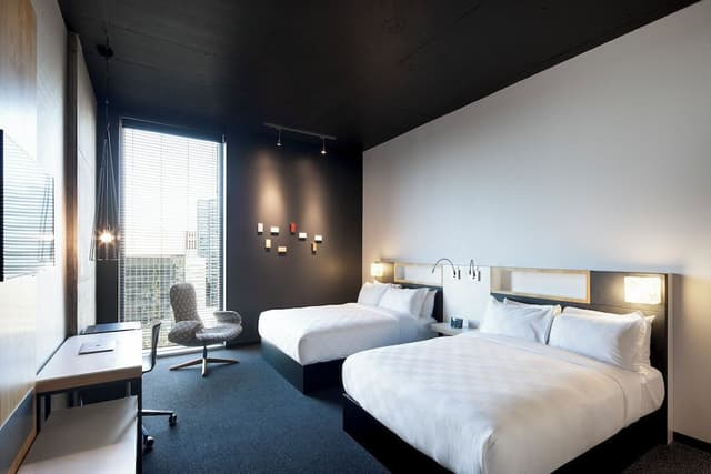 Room, 2 Queen Beds, City View