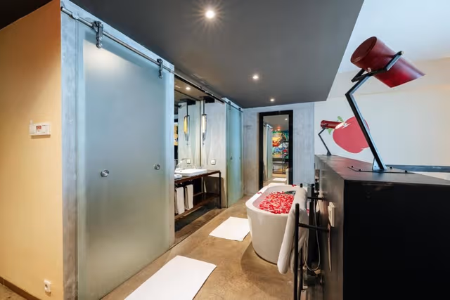 Dash Deluxe Double Room with Pool View with Free 2 Bottles Beer