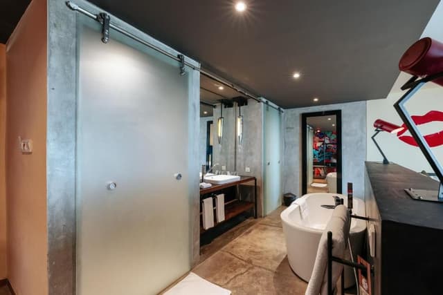 Dash Deluxe Double Room with Pool View with Free 2 Bottles Beer