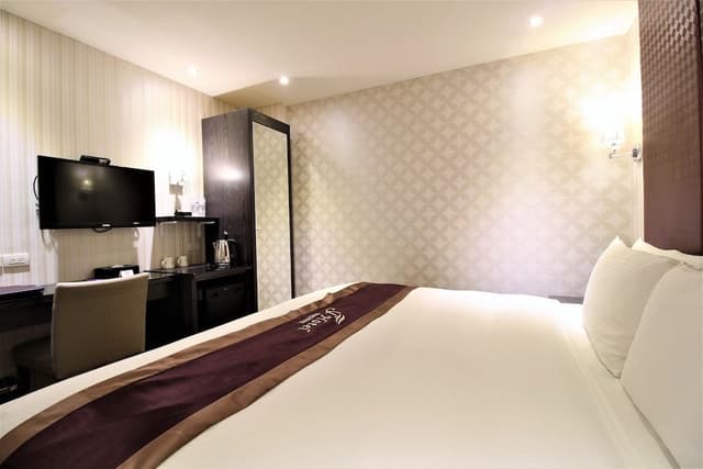 Premium Double Room