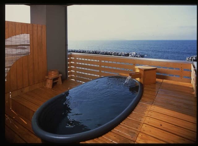 Japanese Style Room for 4 people with Sea view Open-air Bath