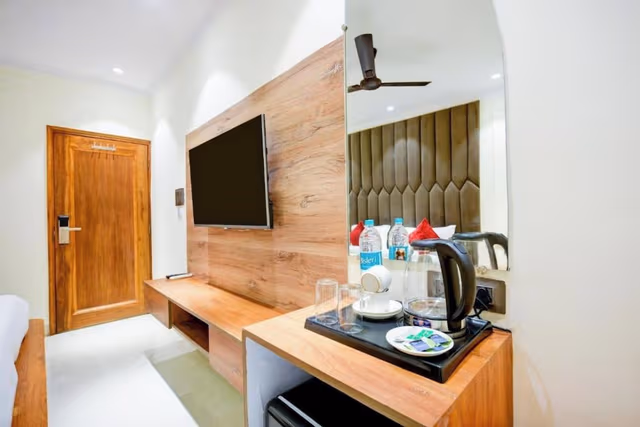 Deluxe Double Room, City View