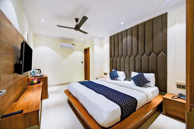Deluxe Double Room, City View