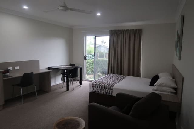 Executive Self Contained Rooms