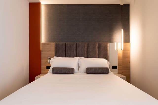 Superior Room, Balcony, Partial Sea View.....