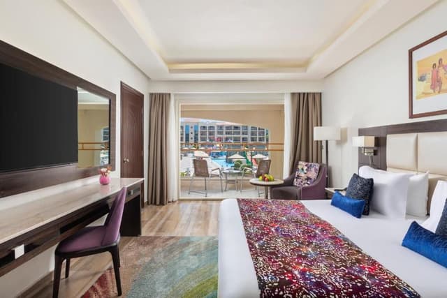 Deluxe Room with Side Sea View