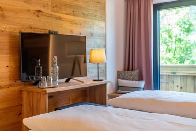 Comfort Double Room with Balcony and Garden View