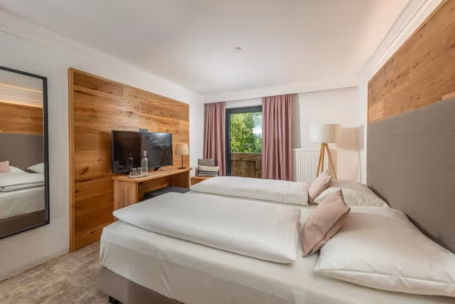 Cozy Double Room with Garden View