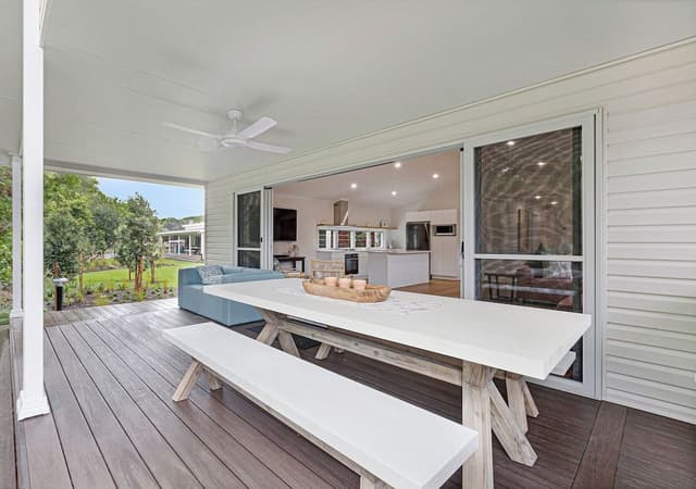 Beach Houses - Sleeps 8