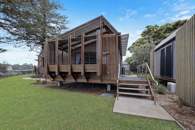 Premium Villa - Sleeps 4 - Accessible