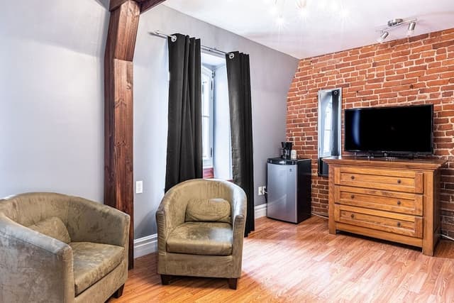 Classic Room, 1 Queen Bed