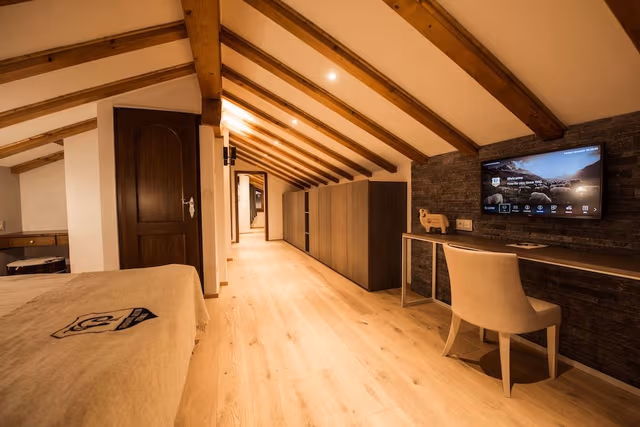 Alpine Roof Suite