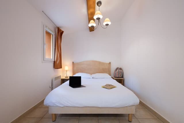 4 Rooms 8