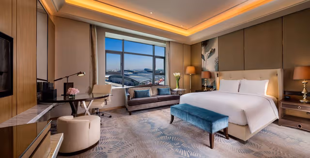 KING GUEST ROOM