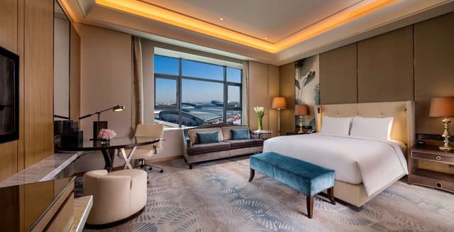KING ACCESSIBLE GUEST ROOM