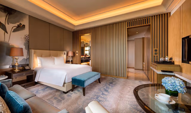 KING ACCESSIBLE GUEST ROOM