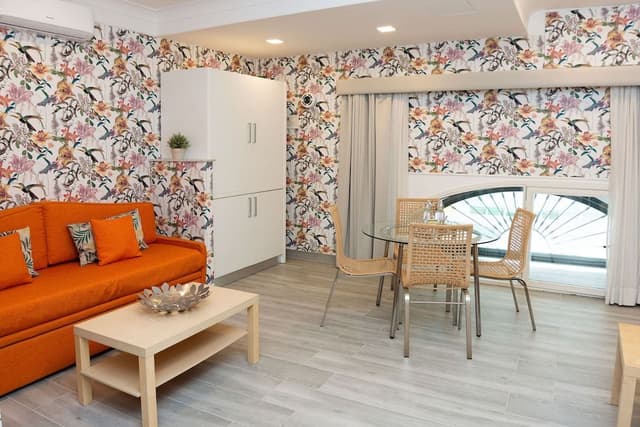 Comfort Studio, Multiple Beds